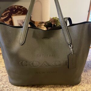Coach Tote